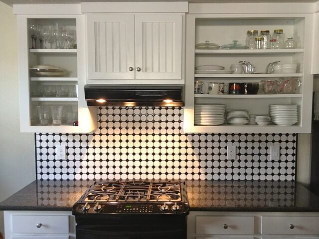 Fully cleaned kitchen after an end of tenancy cleaning session