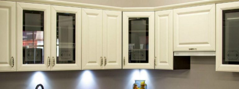 How to clean kitchen cupboards
