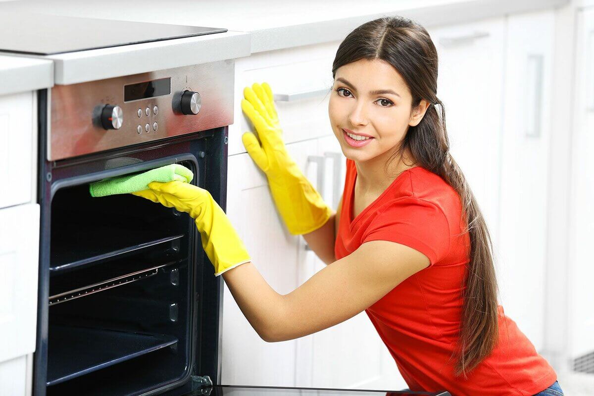 oven-cleaning-esher